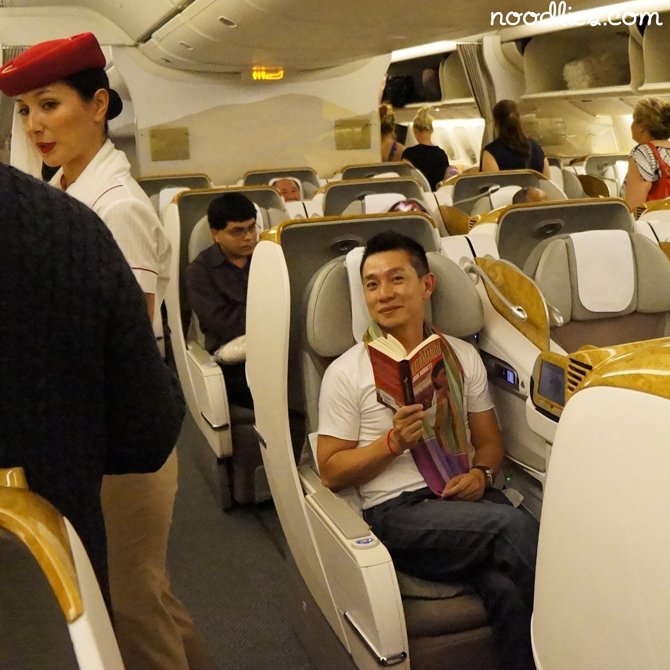emirates business class bangkok to sydney